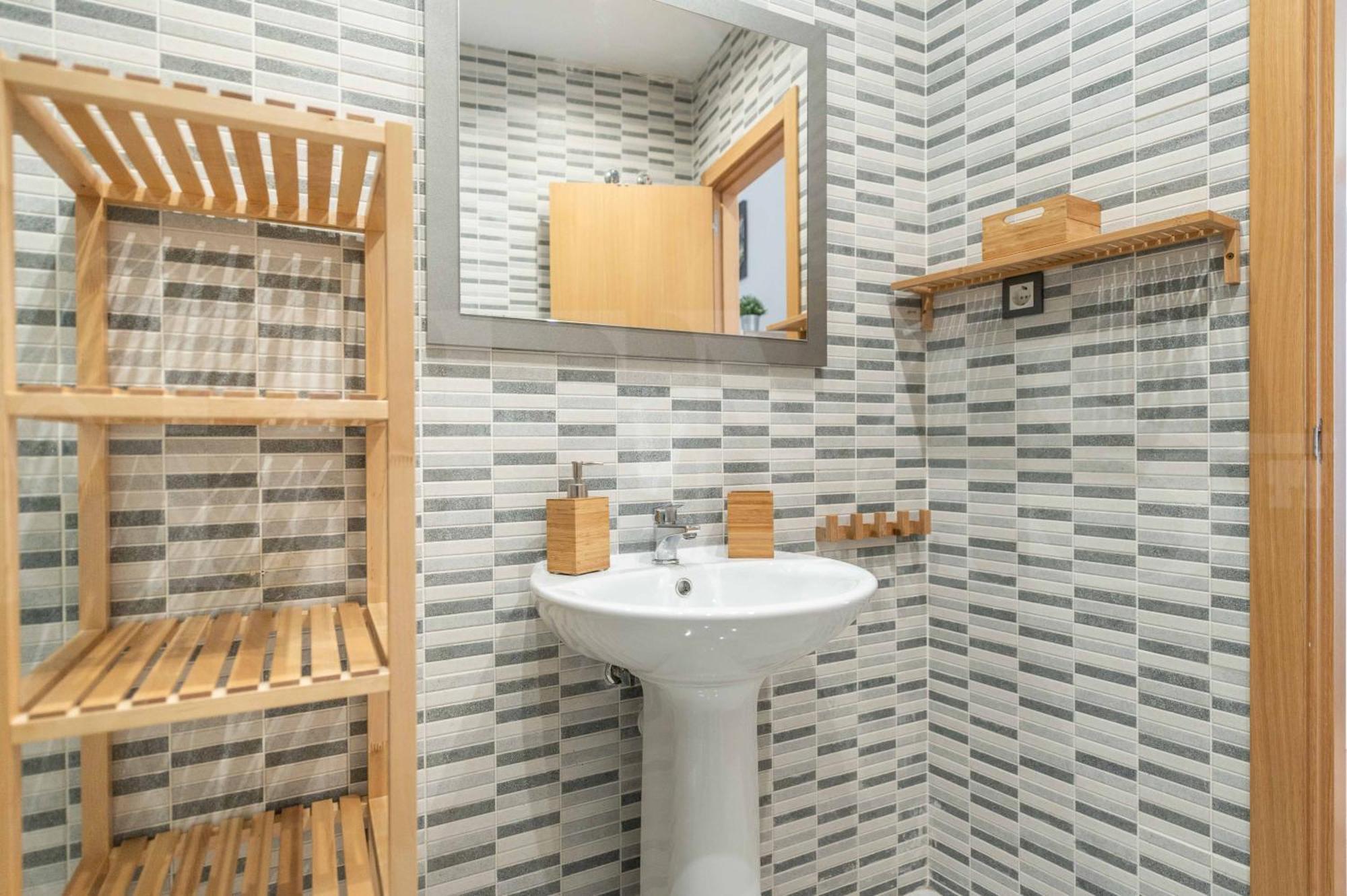 Inviting Apartment In The Center By Rems Málaga Buitenkant foto