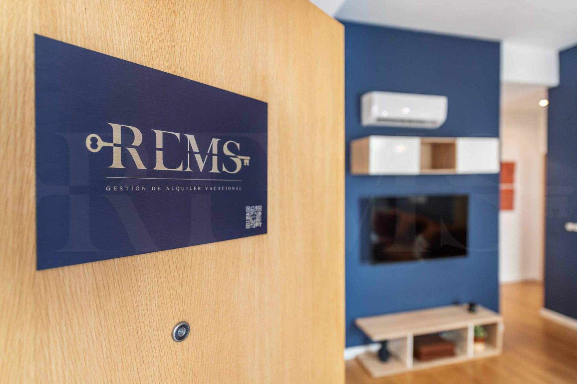 Inviting Apartment In The Center By Rems Málaga Buitenkant foto